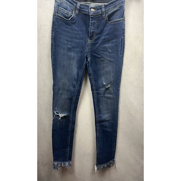 Free People Jeans Size 25 Great Heights Cropped Fringe Hem Distressed Low Rise - Picture 5 of 16
